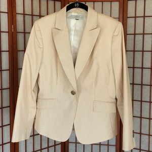 Tahari blazer